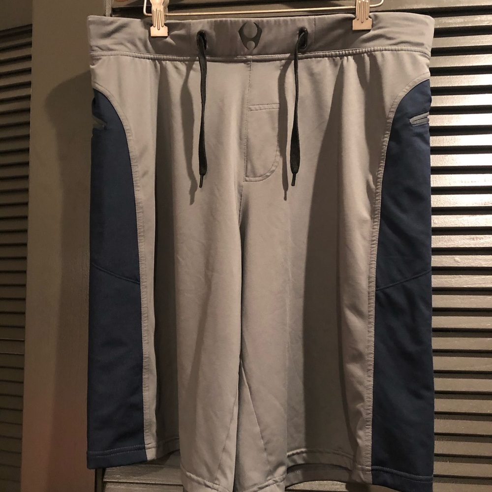 Men’s Grey Hylete athletic shorts